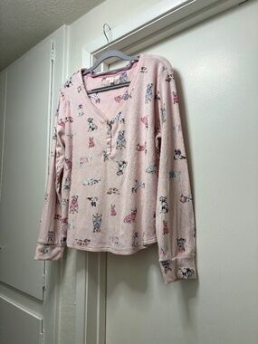 Laura Ashley velour puppy pajama top - size medium